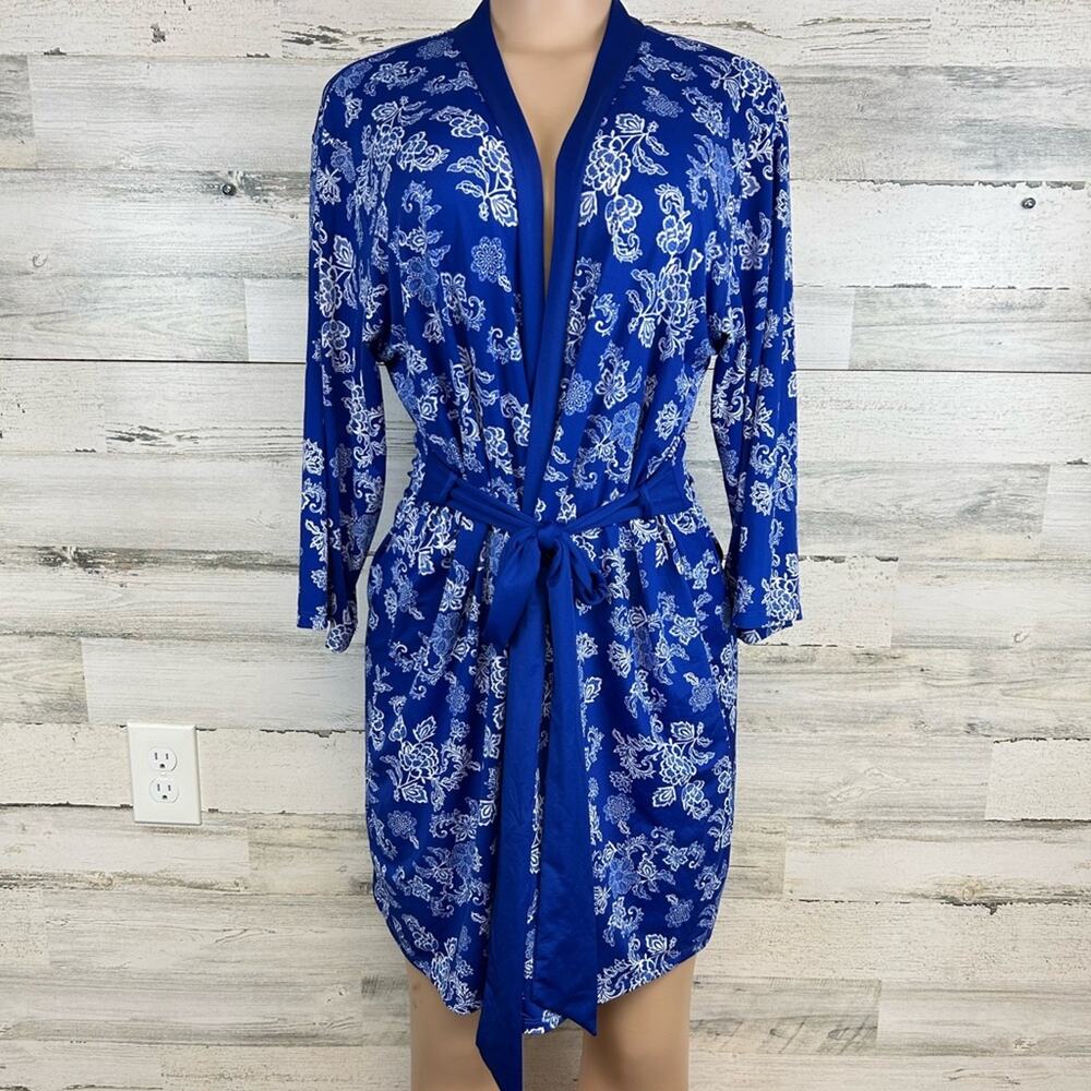 Laura Ashley Blue White Floral Knit Robe Belted Size Large Floral Paisley